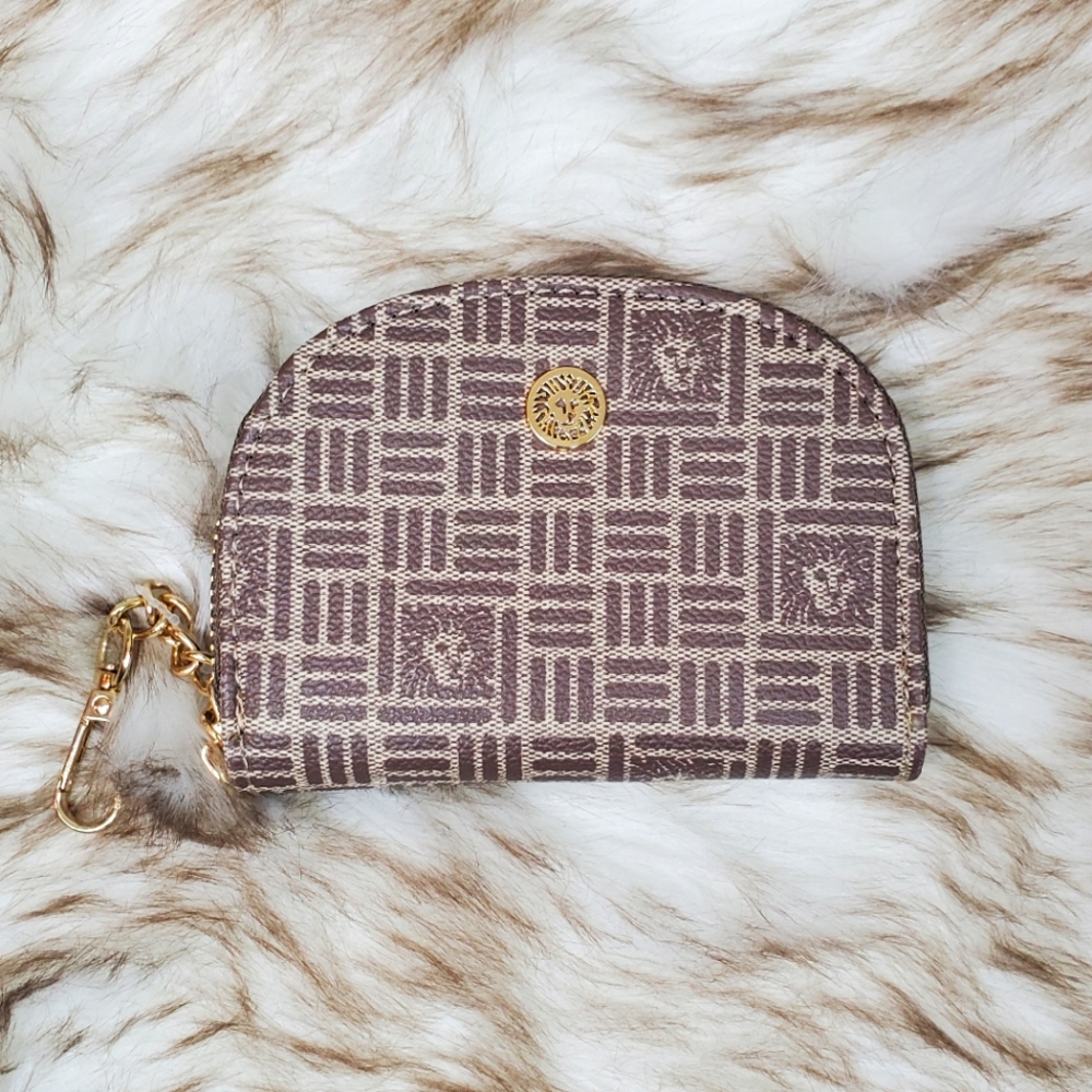NWT Anne Klein LOGO Curved Card Case